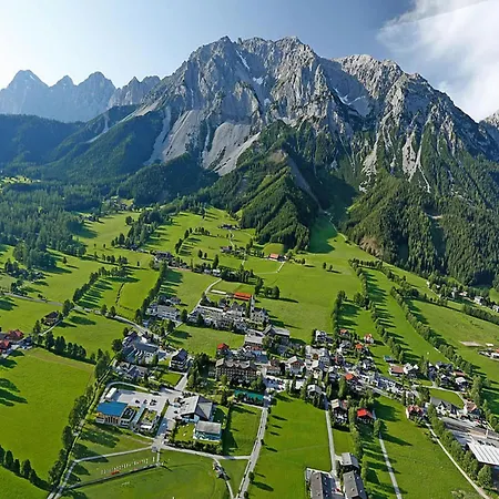 Lägenhet In Vorberg Near Dachstein Glacier